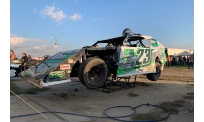 Hubbco Portable Car Lifts a Hit in Dirt Track Racing